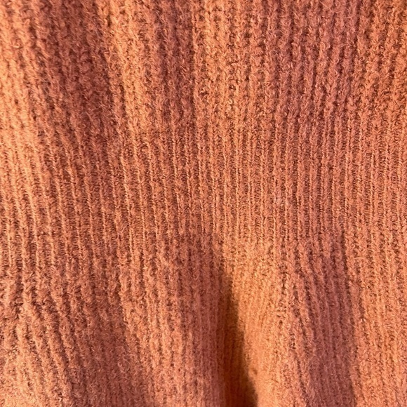 Love tree medium sweater‎ - Picture 2 of 4